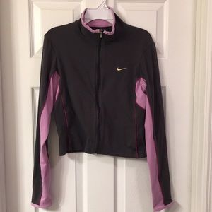 Women’s Nike Dri-fit jacket size small 4/6